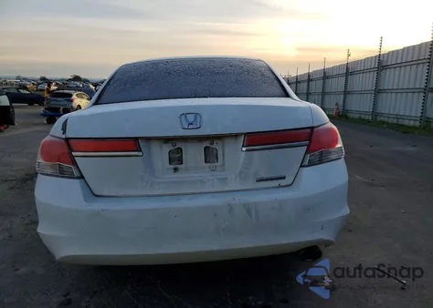 2011 Honda Accord Se from USA, damaged, VIN 1HGCP2F62BA132353